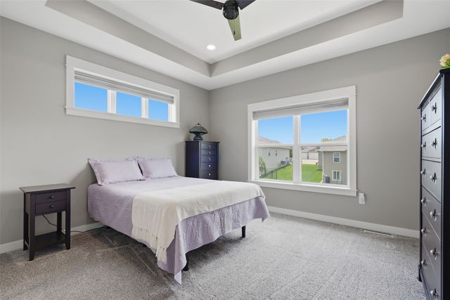 1735 Cottage Ridge Drive, Marion, IA 52302