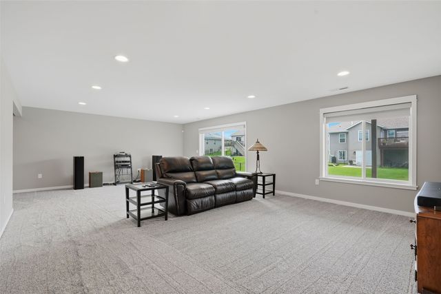 1735 Cottage Ridge Drive, Marion, IA 52302