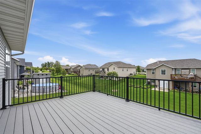 1735 Cottage Ridge Drive, Marion, IA 52302