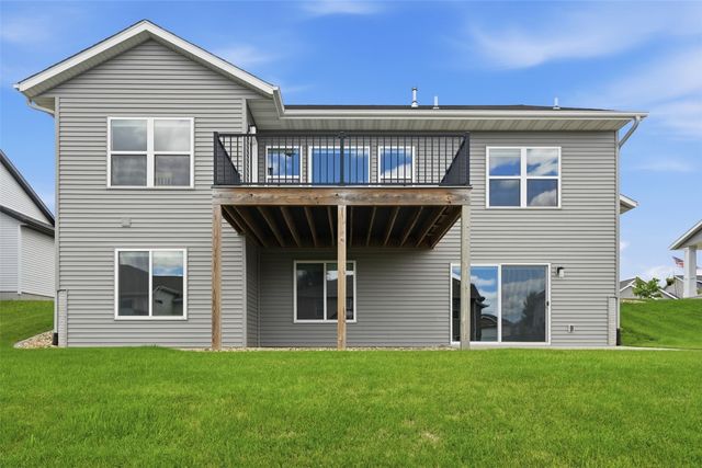 1735 Cottage Ridge Drive, Marion, IA 52302