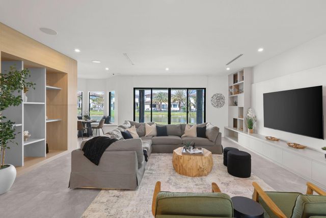 10725 Passage Way, Parkland, FL 33076