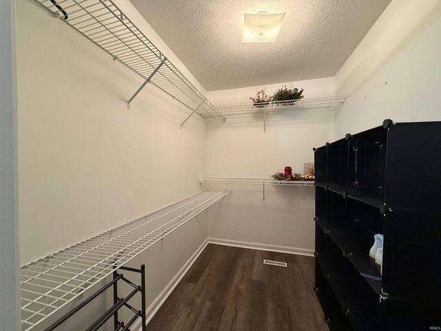 600 Riecken Drive, Evansville, IN 47711