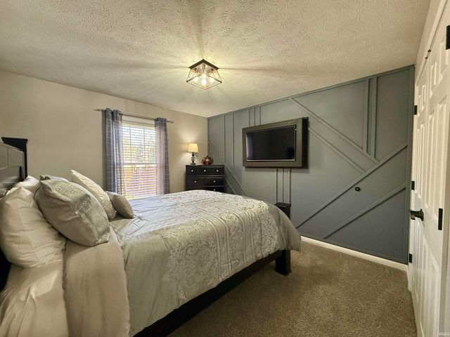 600 Riecken Drive, Evansville, IN 47711