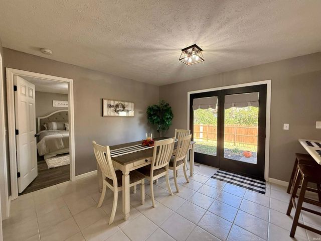 600 Riecken Drive, Evansville, IN 47711