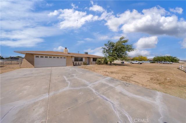 10686 Jamul Road, Apple Valley, CA 92308