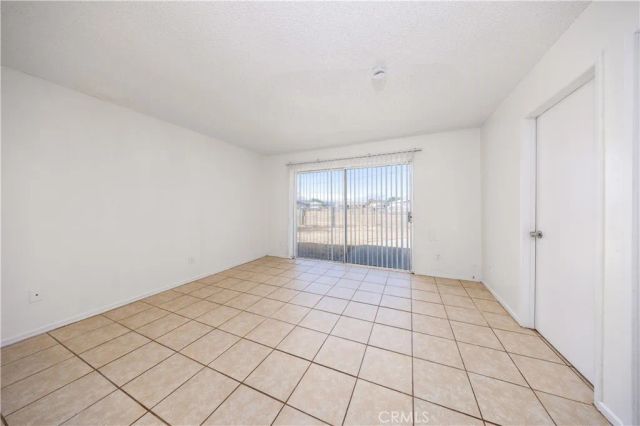 10686 Jamul Road, Apple Valley, CA 92308