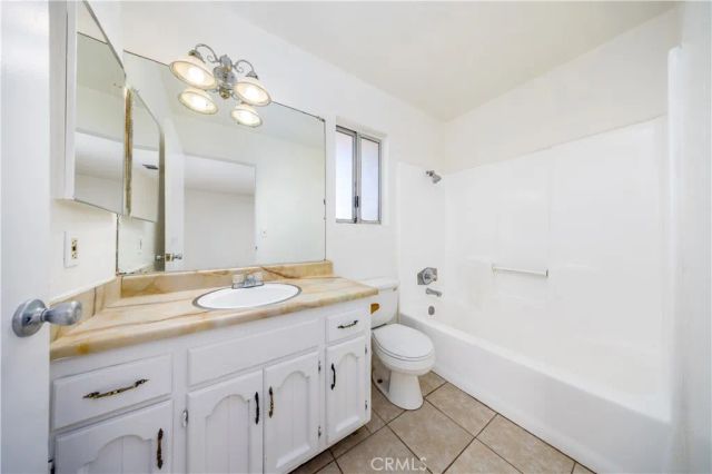 10686 Jamul Road, Apple Valley, CA 92308