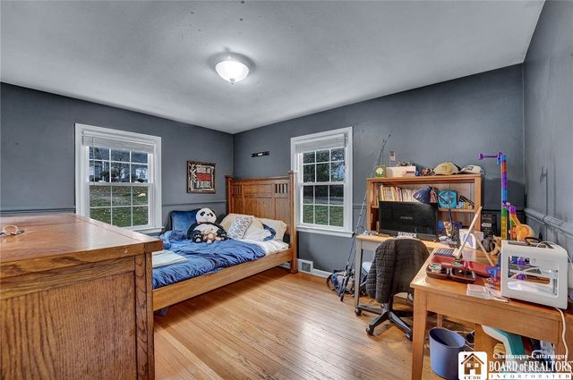 21 Mercury Lane, Jamestown, NY 14701