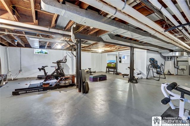 21 Mercury Lane, Jamestown, NY 14701