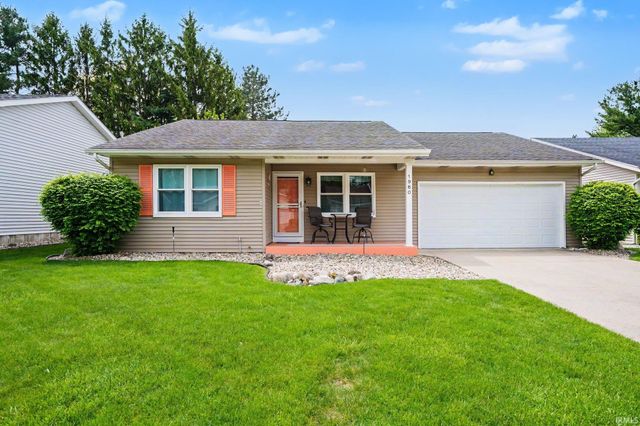 1960 Greenock Drive, South Bend, IN 46614