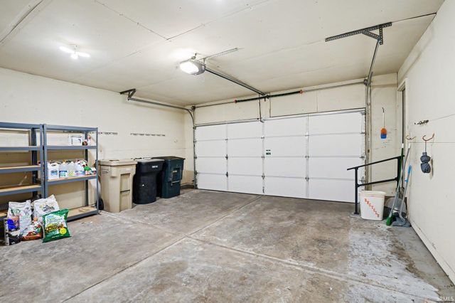 1960 Greenock Drive, South Bend, IN 46614