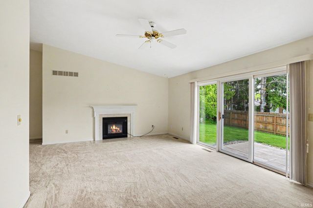 1960 Greenock Drive, South Bend, IN 46614