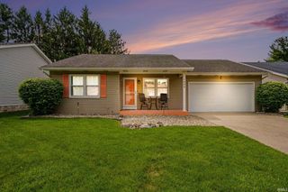 1960 Greenock Drive, South Bend, IN 46614