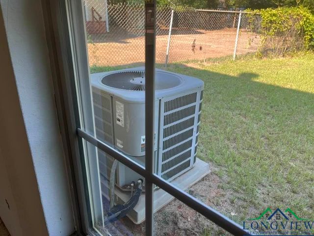 412 S Fredonia, Longview, TX 75601