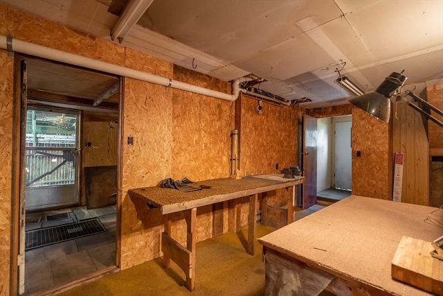 70 Quaboag St, Brookfield, MA 01506