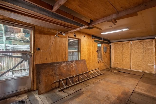 70 Quaboag St, Brookfield, MA 01506