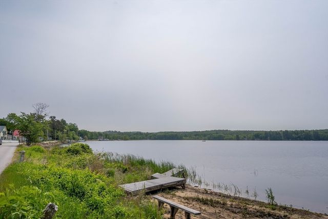 70 Quaboag St, Brookfield, MA 01506