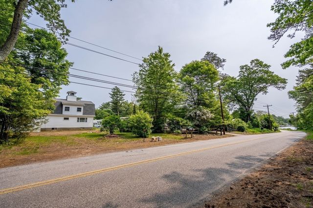 70 Quaboag St, Brookfield, MA 01506