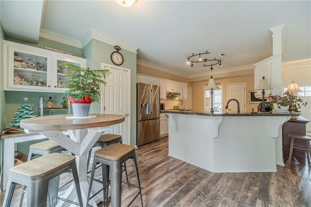 2240 Emerald Drive, Loganville, GA 30052