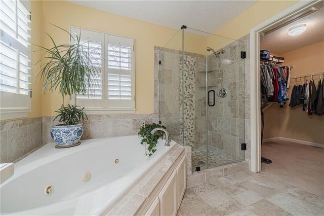 2240 Emerald Drive, Loganville, GA 30052