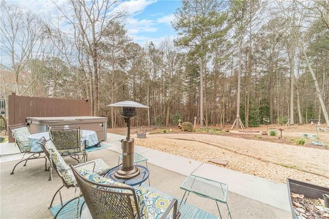 2240 Emerald Drive, Loganville, GA 30052