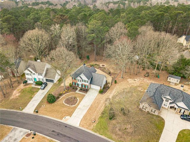 2240 Emerald Drive, Loganville, GA 30052