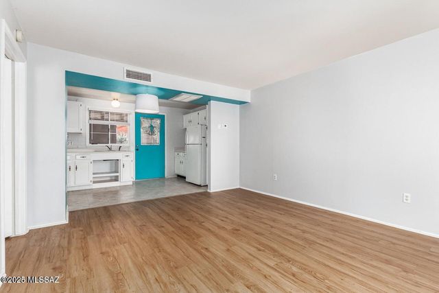 317 S Paseo Quinta Apt B, Green Valley, AZ 85614