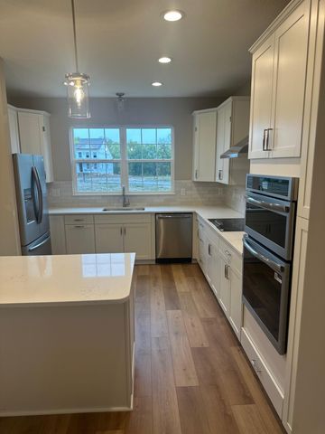 7296 Coralberry Way, Plain City, OH 43064