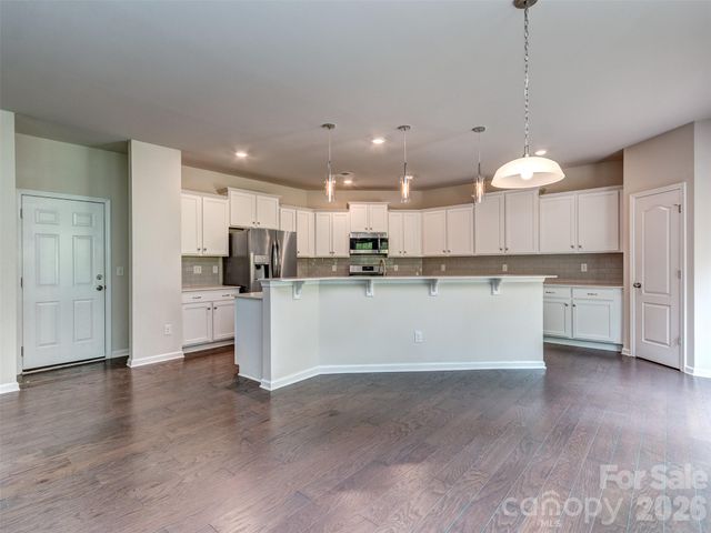 2118 Killian Creek Drive, Denver, NC 28037