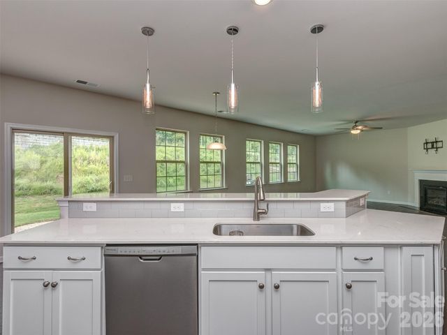 2118 Killian Creek Drive, Denver, NC 28037