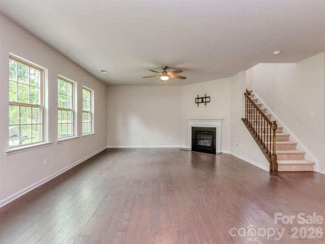 2118 Killian Creek Drive, Denver, NC 28037