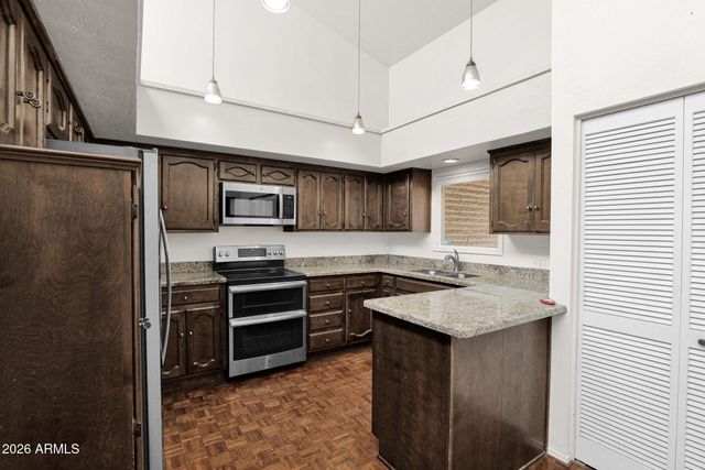 7840 N 7TH Street 9, Phoenix, AZ 85020