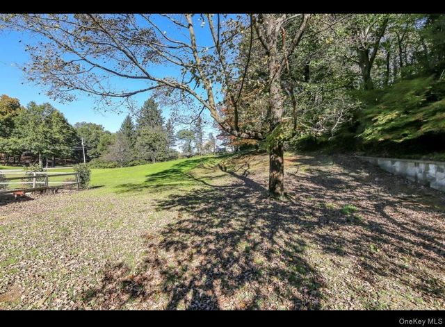 68 Whitford Road, Westtown, NY 10998