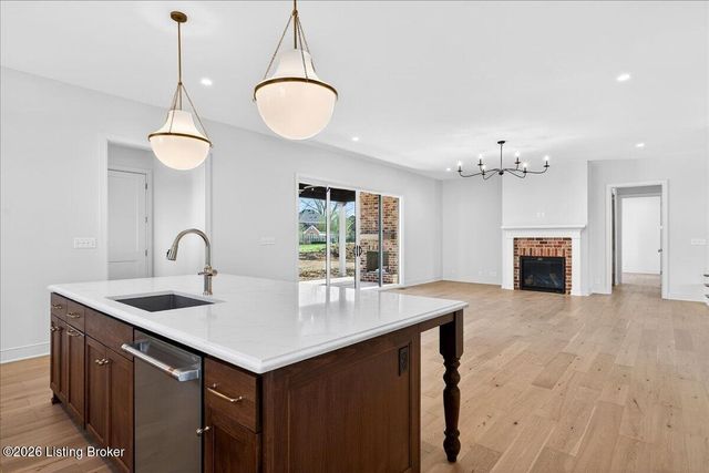 3000 Quarry Rd, Prospect, KY 40059