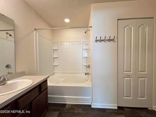 1763 EAGLE VIEW Way, Middleburg, FL 32068