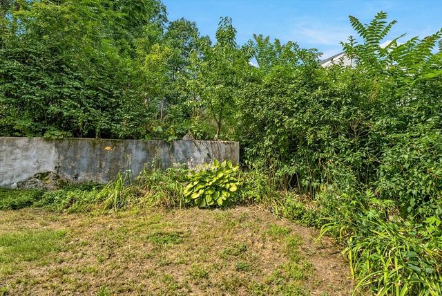 28 Preston St, Malden, MA 02148