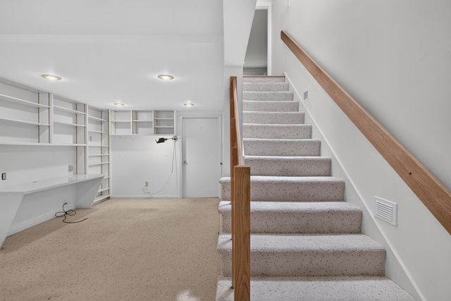 238 Seaward Bend, East Falmouth, MA 02536