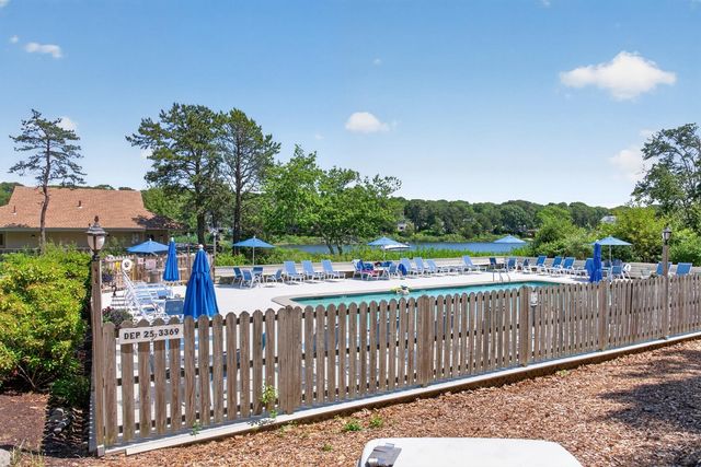 238 Seaward Bend, East Falmouth, MA 02536