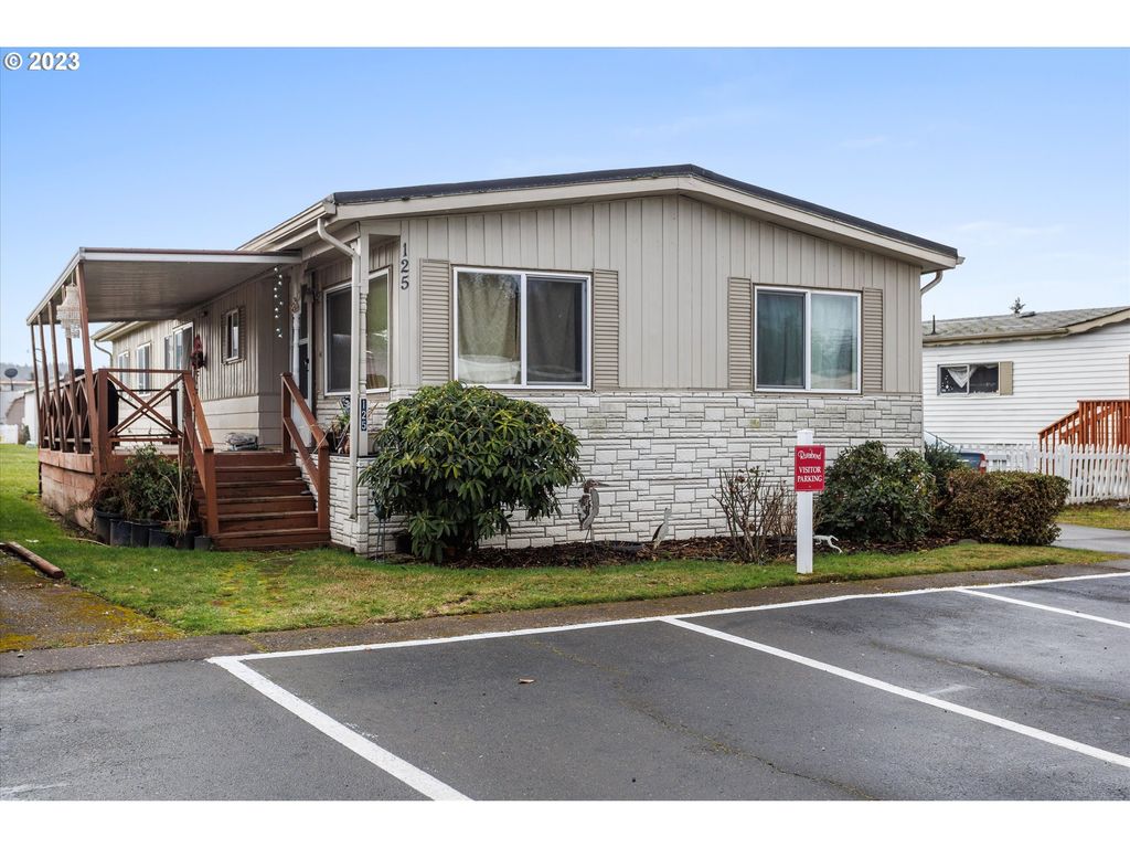 13900 Se HIGHWAY 212 125, Clackamas, OR 97015