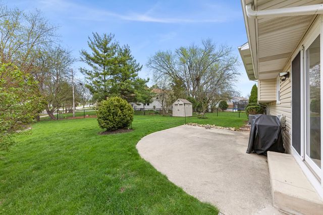 322 Hickory Oaks Drive, Bolingbrook, IL 60490
