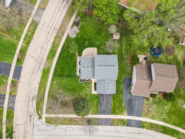 322 Hickory Oaks Drive, Bolingbrook, IL 60490