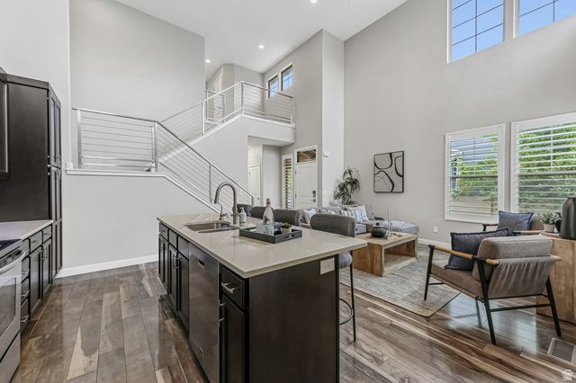 10481 S OQUIRRH RD, South Jordan, UT 84009
