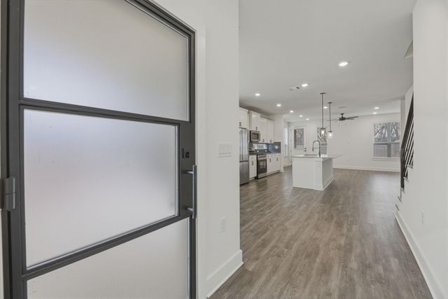 2009 Iroquois LN A, Austin, TX 78741