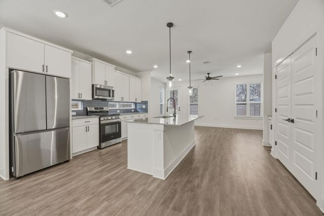 2009 Iroquois LN A, Austin, TX 78741