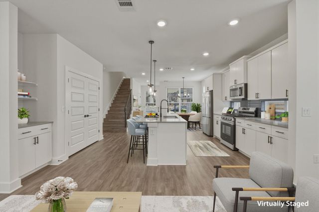 2009 Iroquois LN A, Austin, TX 78741