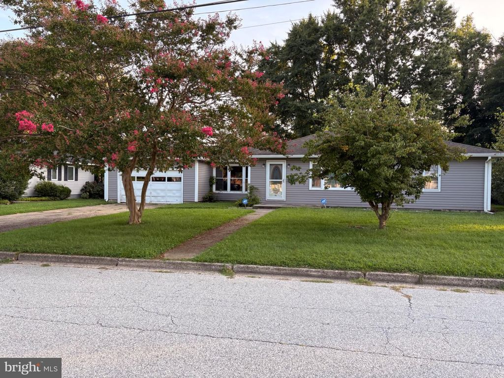 36 KLESSEL AVE, PENNSVILLE, NJ 08070 — exterior