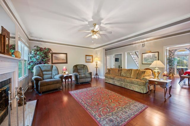 5729 Chadwick Ln, Brentwood, TN 37027