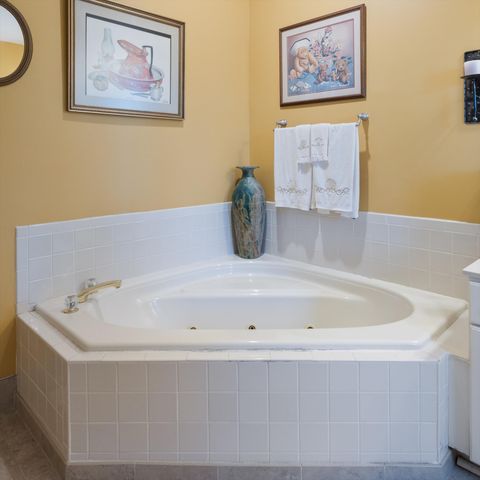 5729 Chadwick Ln, Brentwood, TN 37027