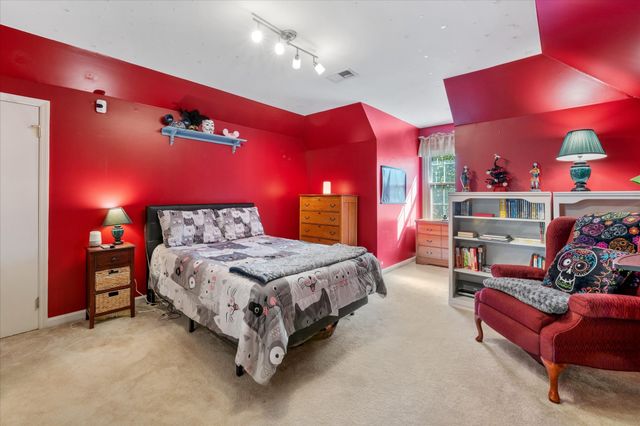 5729 Chadwick Ln, Brentwood, TN 37027