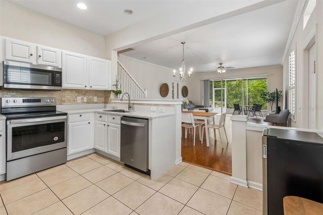 26527 CASTLEVIEW WAY, Wesley Chapel, FL 33544